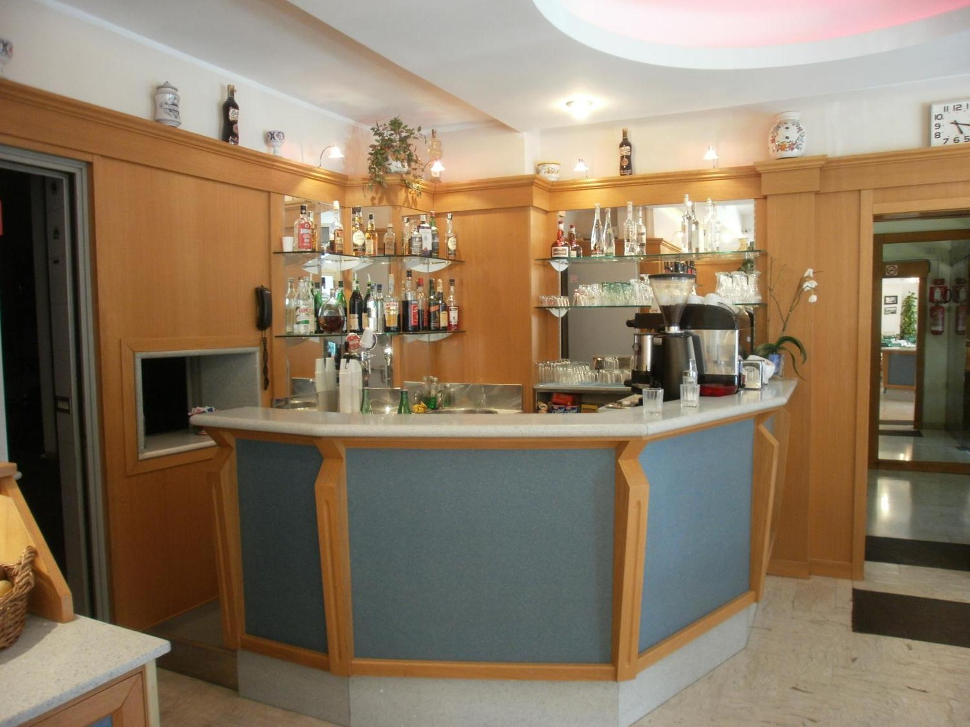 Hotel Manzoni Perugia Zewnętrze zdjęcie