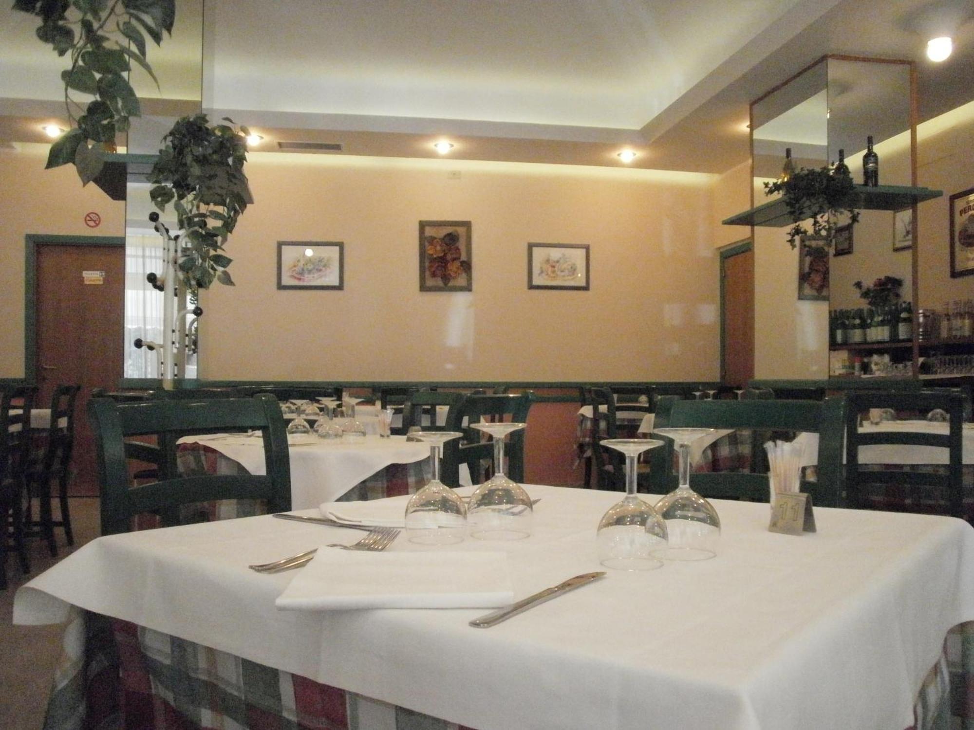 Hotel Manzoni Perugia Zewnętrze zdjęcie