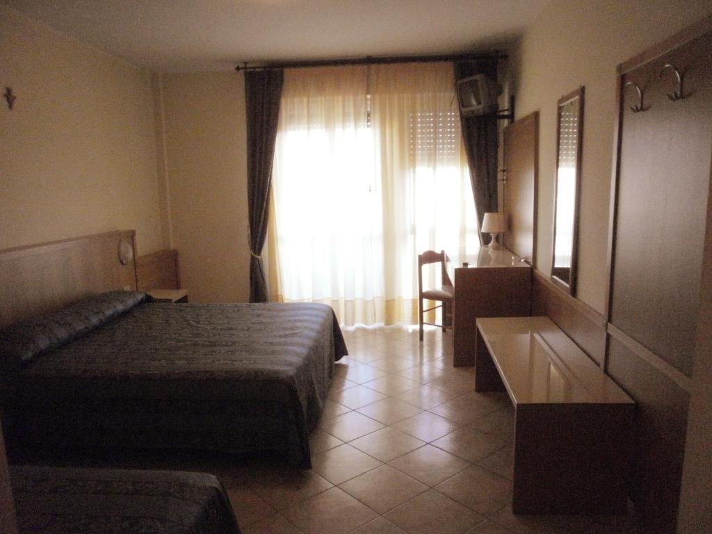 Hotel Manzoni Perugia Pokój zdjęcie